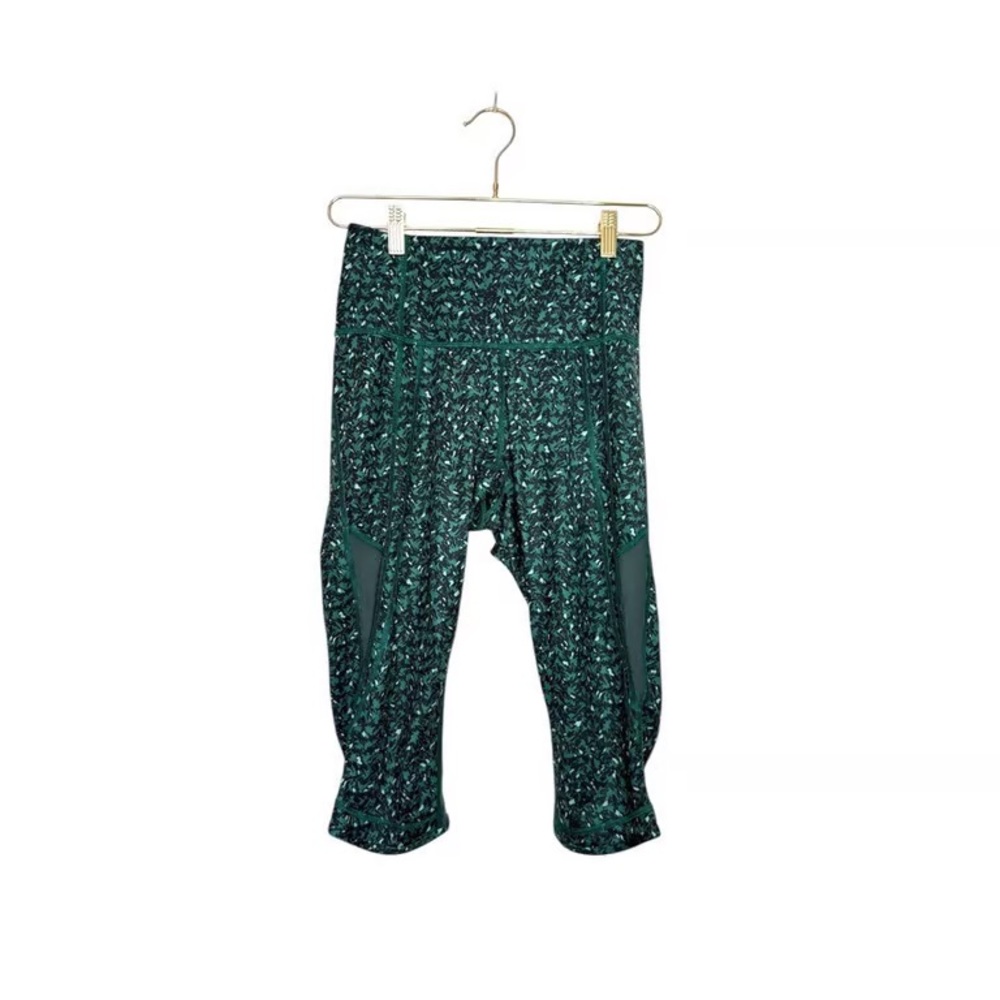 Green Patterned Capri Leggings - image 1